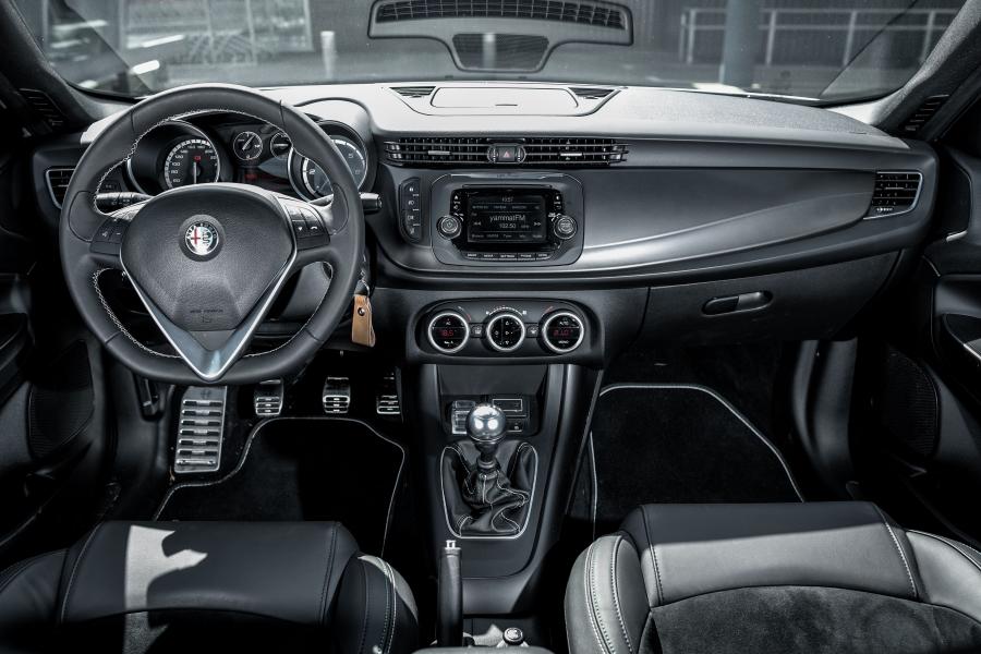 Торпедо Alfa Romeo Giulietta QV Line (940) 2014 года  (WW) (фото 2 из 27)